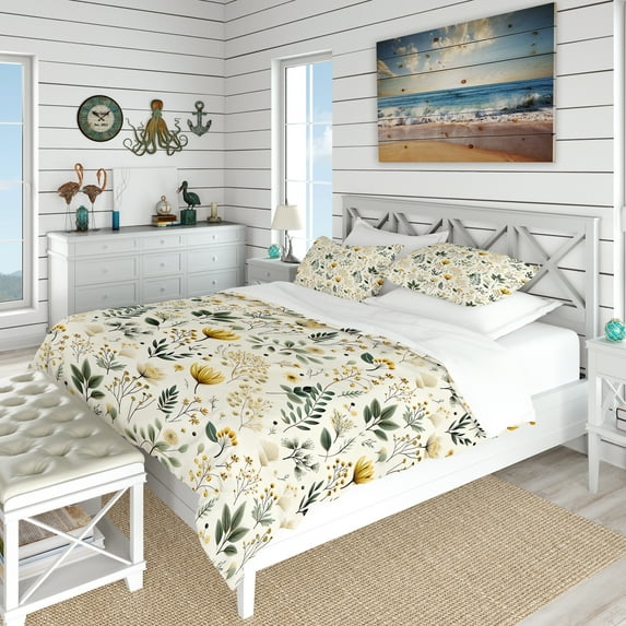 DESIGN ART Designart "Botanical Neutrals Boho Pattern" Green Bohemian - Bedding Set With Shams Queen