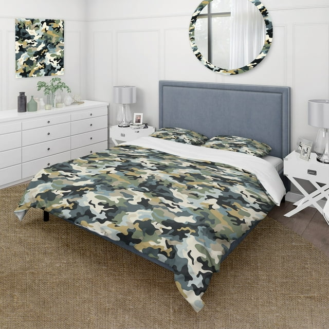 DESIGN ART Designart "City Camo Concealment" Modern Bedding Covert Cet With 2 Shams Twin