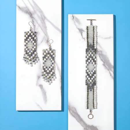 DESIGNICE 2026 New Glass E-Beads, 100G Bulk Pack, 6/0, Clear Ab, Unisex, Perfect for Adults and Teenagers, 1000+ Pieces for Bracelet, Necklace, Diy Crafts, Jewelry Making, Beading