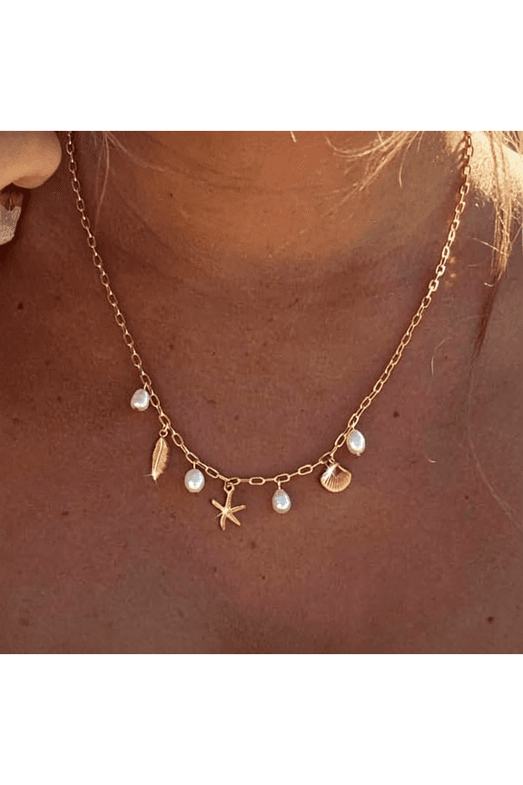Charm Necklace for Women - Dainty Paperclip Beach Charm Necklace Cute Shell Necklace Moon Star Accessory Beach Cross Hexagram Pendant Preppy Stuff Summer Jewelry for Women