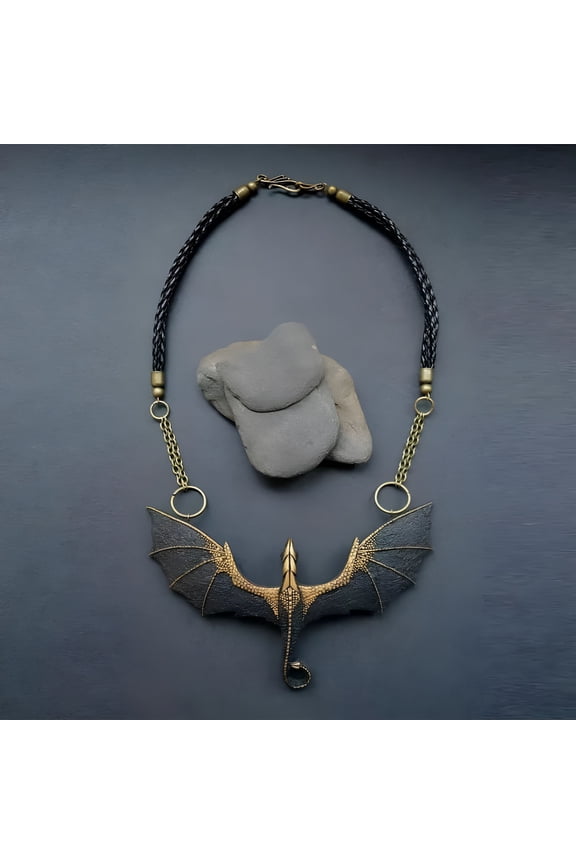 Dragon Necklace for Women Men Vintage Gothic Dragon Pendant Neck Chain Jewelry