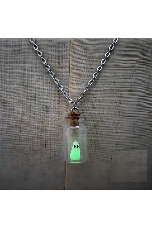 Ghost Necklace, The Adopt A Ghost Necklace Ghost in A Bottle Pendant Necklace Halloween Jewelry for Women and Men, Spooky Hanging Decoration For Parties And Home.