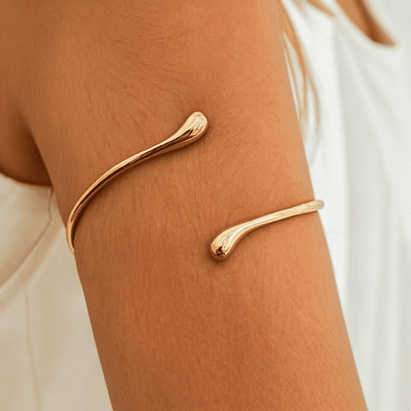 DESIGNICE Minimalist Arm Cuff for Women Gold Arm Cuff Upper Arm Layered Arm Bracelet Stackable Arm Bangle Jewelry for Women Men Arm Bracelet Upper Arm