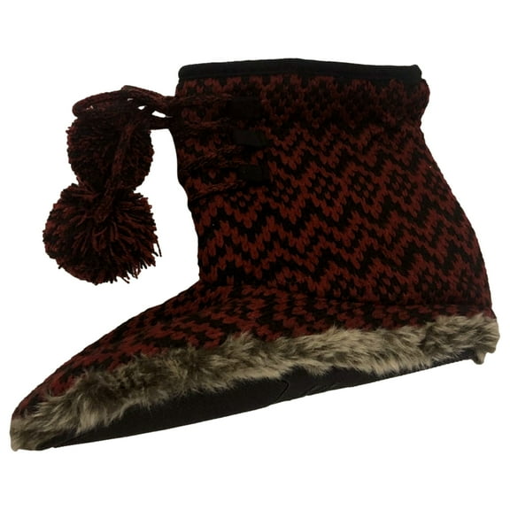 DF by Dearfoams Womens Red Zigzag Houndstooth Bootie Style Slippers L (9-10)