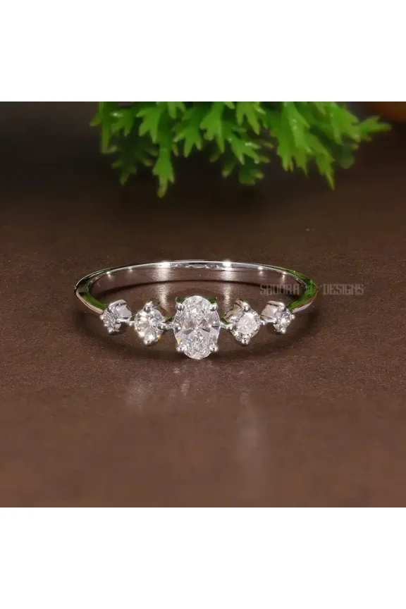 DIAMOND ANNIVERSARY RING, 0.30 CT OVAL CUT LAB GROWN DIAMOND, 14KT SOLID WHITE GOLD, 5 STONE TAPERED SETTING