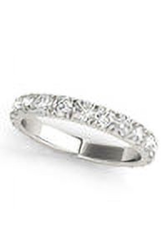 DIAMOND LADIES ETERNITY WEDDING BAND