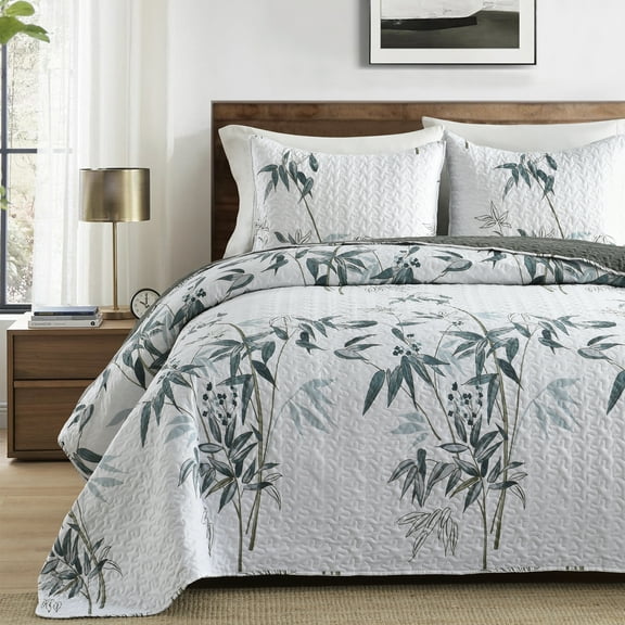 DIIG 3-Piece Queen Size Quilt Set - Lightweight Summer Bedspread with Pillow Shams, Soft & Warm, Machine Washable, Watercolor Bamboo Leaf Print, All-Season Bedding