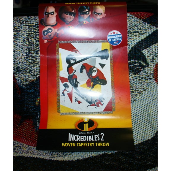 DISNEY INCREDIBLES 2 HERO WORK TAPESTRY THROW BLANKET