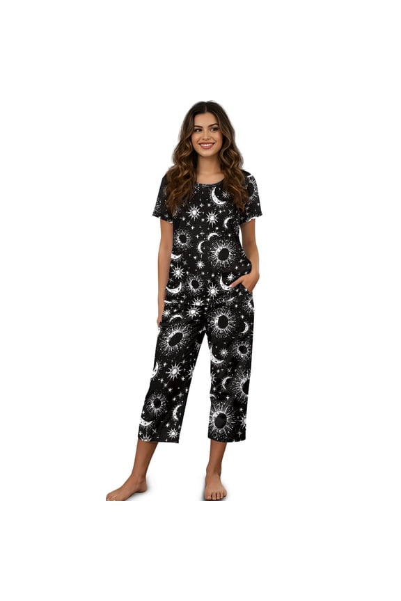 Moon Sun Printed Womens Pajama Set, Star Printed Sleepwear Casual 2 Piece Pjs Set Short Sleeve Tops and Capri Pant Lounge, 3XL