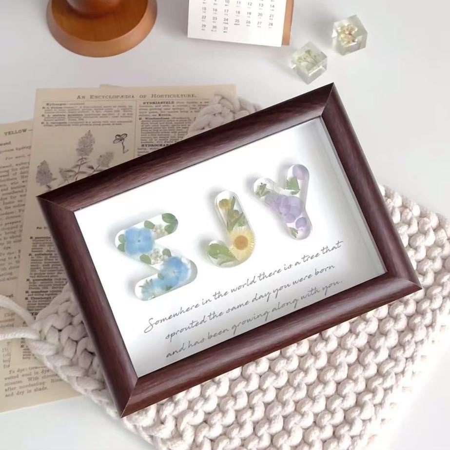DIY Resin Letter Photo Frame Craft Kit: 6-inch Wooden Photo Frame ...