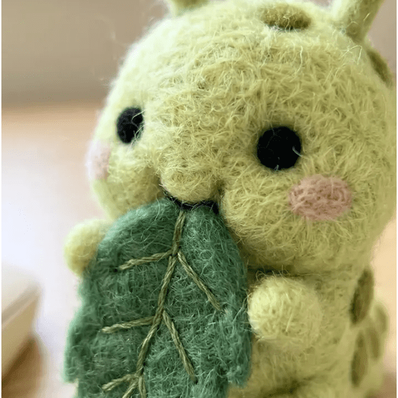 DIY Wool Felt Tiny Nature Friends Kit - All-In-One Handmade Plush Animal Making Set, Includes Tools & Materials for Easy Felting Projects