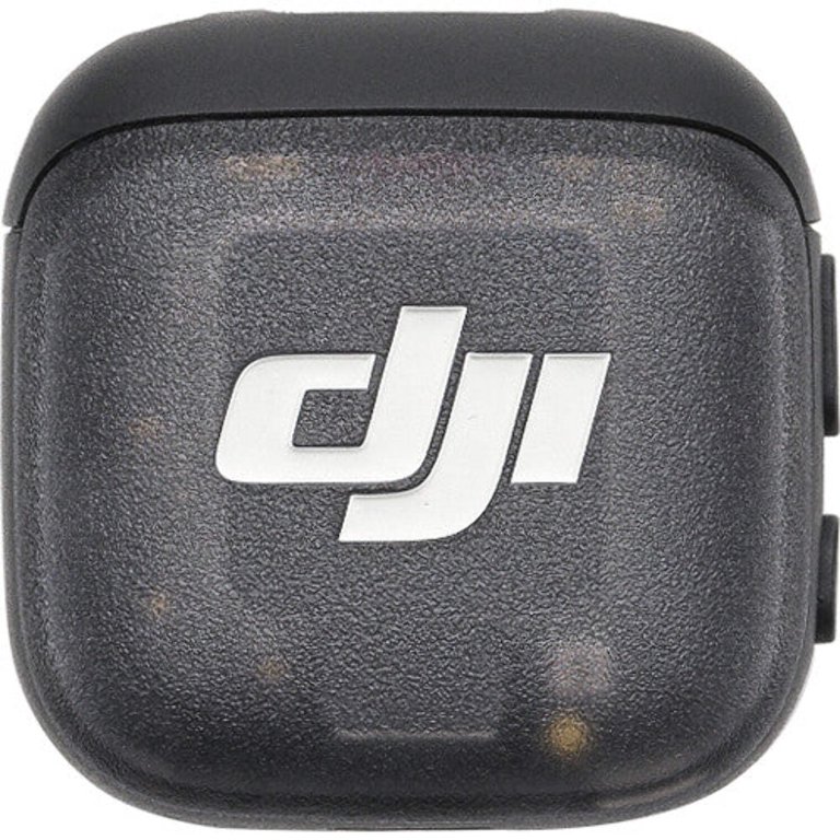 DJI MIC 3 Clip-On Transmitter/Recorder with Built-In Microphone (1