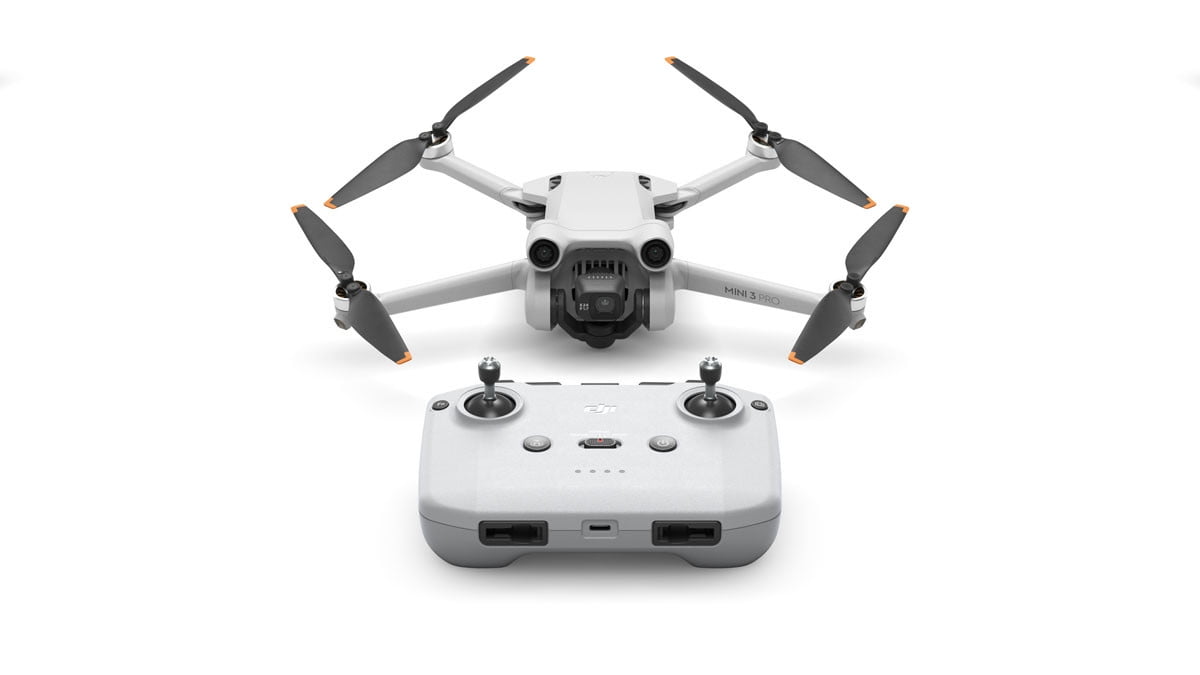  DJI Mini 3 Pro, Mini Drone with 4K Video, 48MP Photo, 34 Mins  Flight Time, Less than 249 g, Tri-Directional Obstacle Sensing, Return to  Home, FAA Remote ID Compliant, Drone with