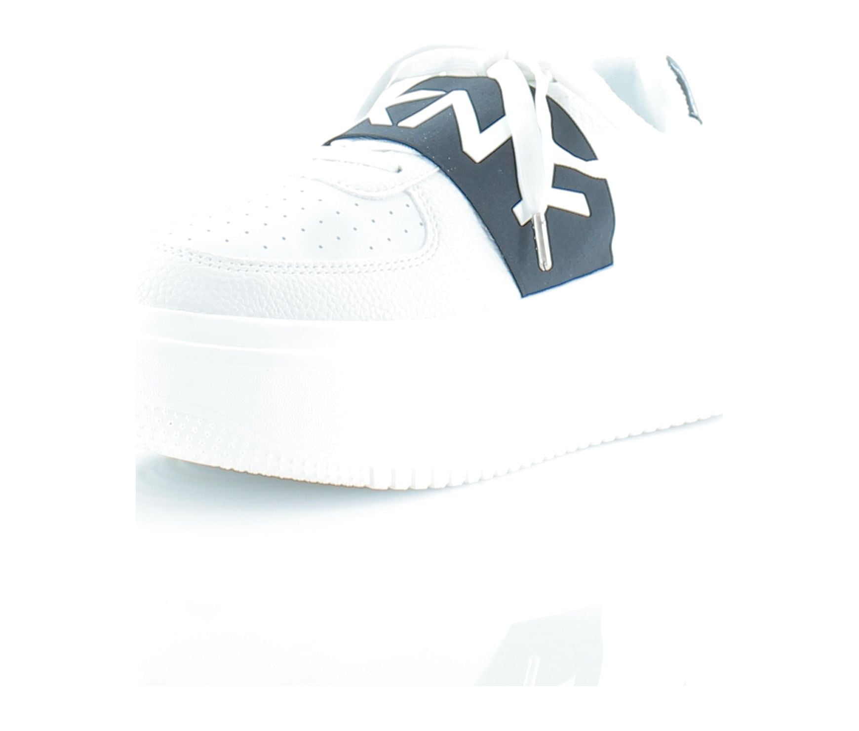 DKNY Madigan Women's Sneakers White/Black 10 M