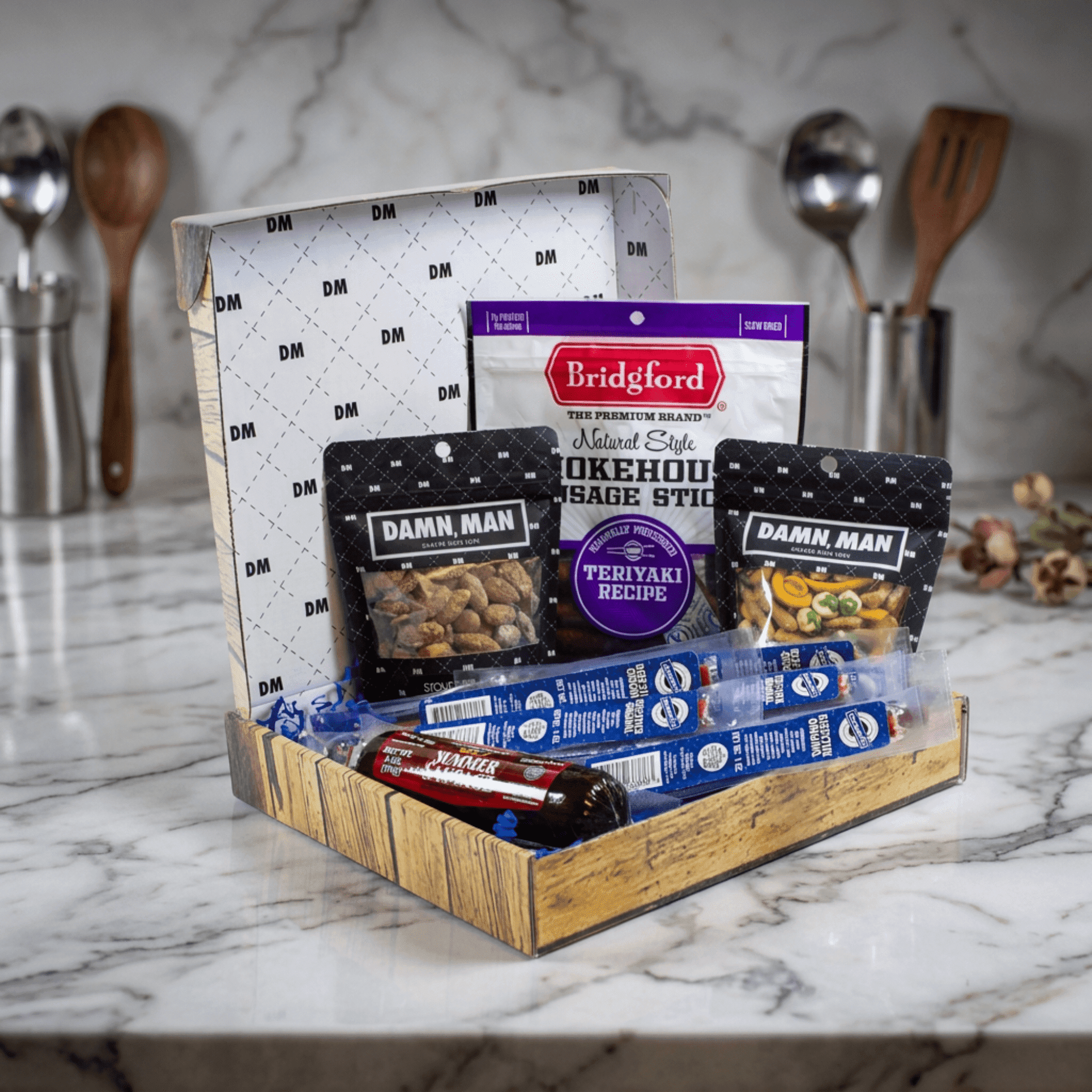 Damn Man Deluxe Beef & Brews Snack Box - 12 Pc Gourmet Gift - Meat Stick & Nuts