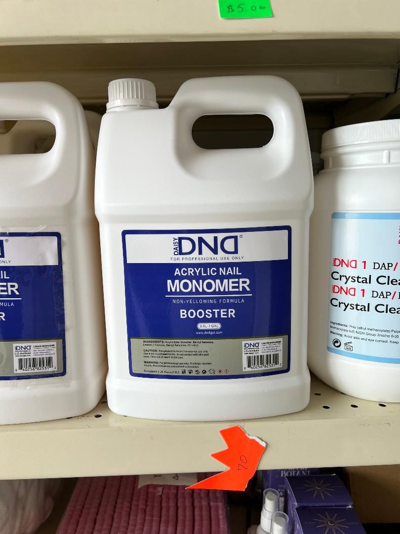 DND Daisy Acrylic Nail Monomer 3.8 Liter 1 Gallon