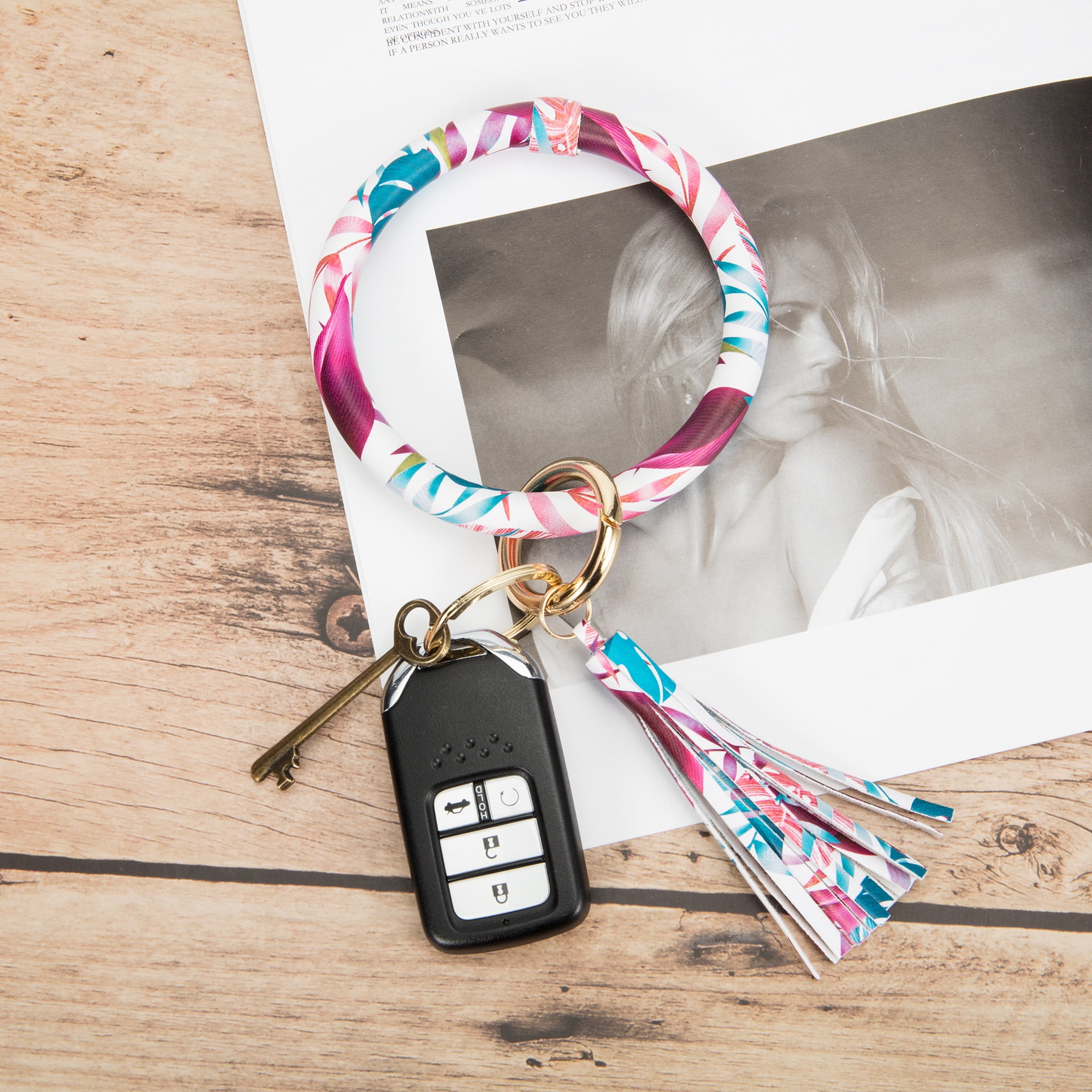 DODOING Large Circle Key Ring Leather Tassel Bracelet Holder Wristlet