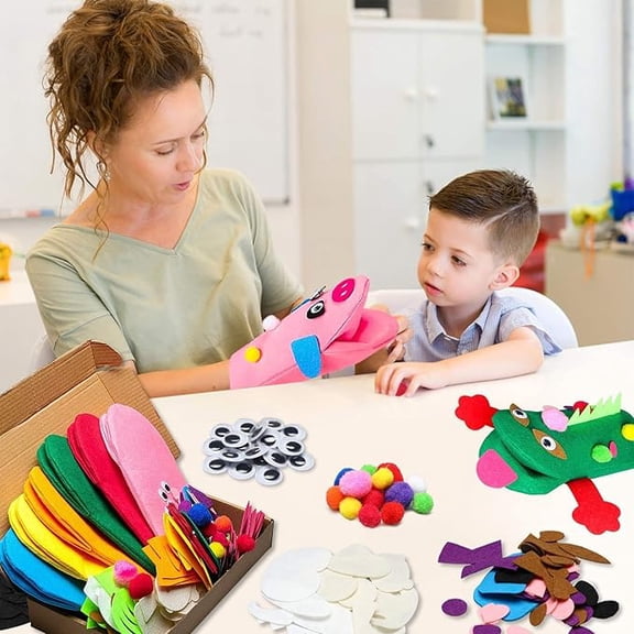 DOLIZU 6Pcs Hand Puppet Making Kit, Art Craft Felt Sock Puppet Toys, Creative DIY Make Your Own Pompoms Wiggle Googly Eyes Storytelling Role Play Party Supplies Gift for Girls Boys