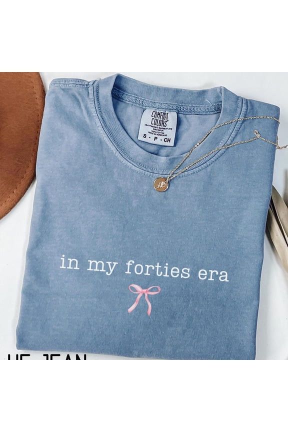 DOPASHIRT In My Forties Era Shirt, Cute Pink Bow Fortieth Birthday Tshirt, 40Th Birthday Gift, Coquette 40'S Birthday Shirt For Her Unisex S-5XL Hot Trending Shirt, Vintage Birthday Gift