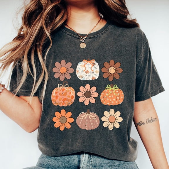 DOPASHIRT Preppy Hal.Low.Een Shirt, Pumpkin Tshirt, Retro Floral Fall Tee, Autumn Season Shirt, Floral Pumpkin Season Shirt Unisex S-5XL Hot Trending Shirt, Vintage Birthday Gift