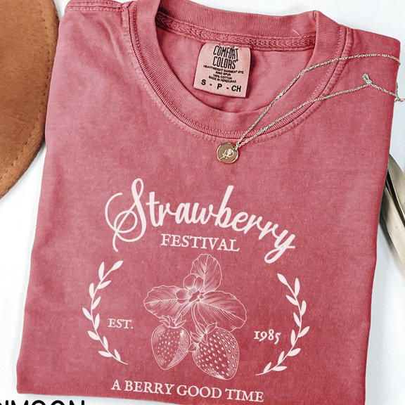 DOPASHIRT Strawberry Festival Shirt, Retro Strawberries Shirt, Summer Fruit Tee, Farmers Market Shirt, Cottagecore Vintage Berry Tee Unisex S-5XL Hot Trending Shirt, Vintage Birthday Gift