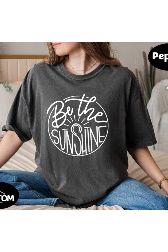 Be The Sunshine Shirt, Boho Summer Graphic Tee, Positive Vibes Beach T-Shirt, Summer Casual Tee For Her Women Top, Sumshine Sweatshirt Unisex S-5XL Hot Trending Shirt, Vintage Birthday Gift