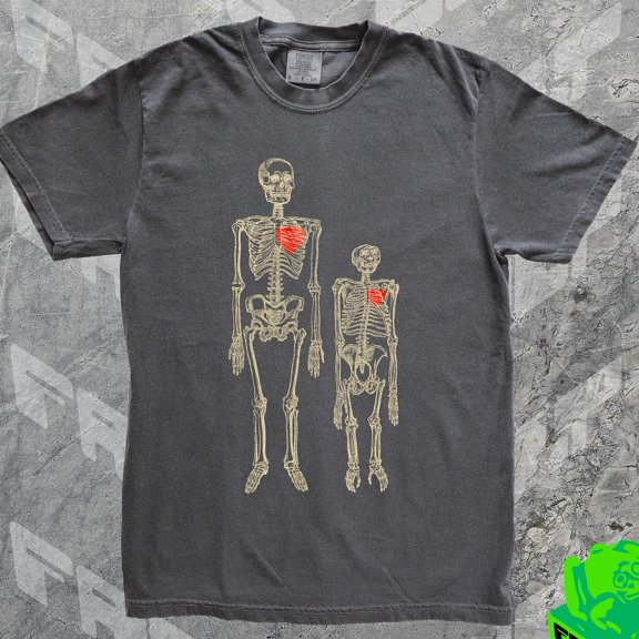 DOPASHIRT Vintage Skeleton Heart Shirt, Human And Monkey Skeleton 90S Graphic Tee, Sp00Ky Dark Hal.Low.Een Skull Tshirt, Casual Tee For Her Unisex S-5XL Hot Trending Shirt, Vintage Birthday Gift