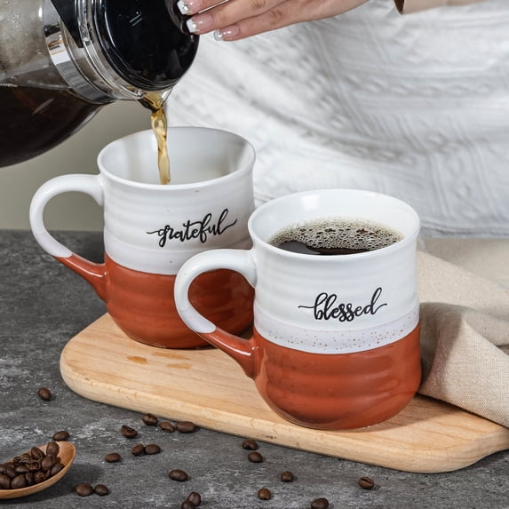 DOWAN 18Oz Large Coffee Mug Set of 2, Ceramic Mug with Word “Grateful” &”Blessed” Words, Thank You Gift, Fall Mug Pumpkin, Big Tea Cups with Free Sponge, Red
