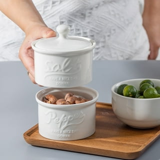 Salt And Pepper Containers With Lid