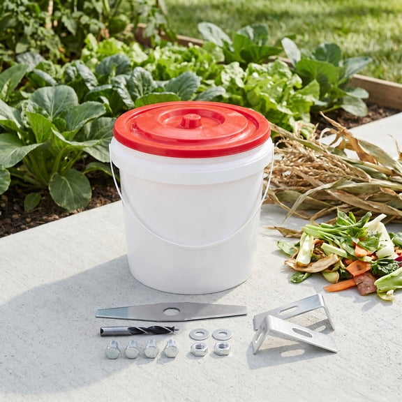 DRAFIDEEP White Plastic and Steel Grain Bucket for Garden Corn Processing - 1 Set
