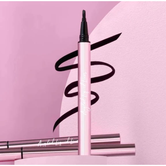 DRAW THE LINE ANGLED LIQUID LINER
