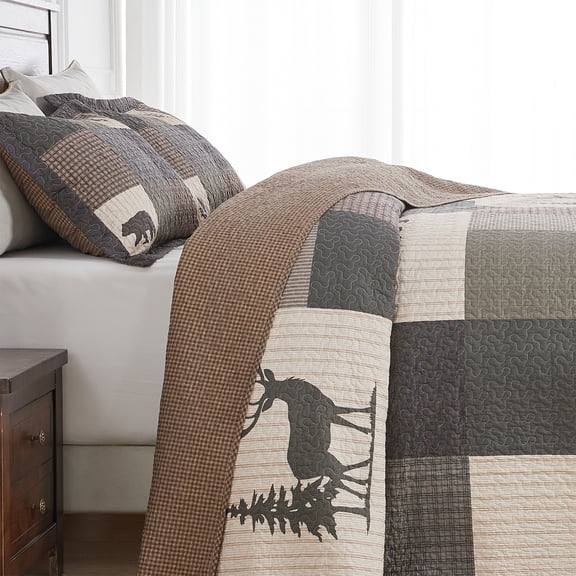 DUOHONG 3-Piece Cabin Oversized King Bedspreads,100% Cotton Lightweight Reversible Quilt Set,Forest Bear Deer Patchwork Pattern, Brown/Green/Beige