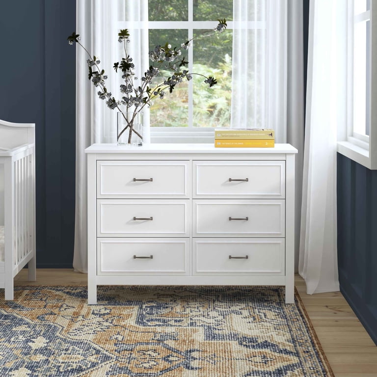DaVinci Charlie 6-Drawer Double Dresser - White DaVinci Charlie 6-Drawer Double Dresser - White