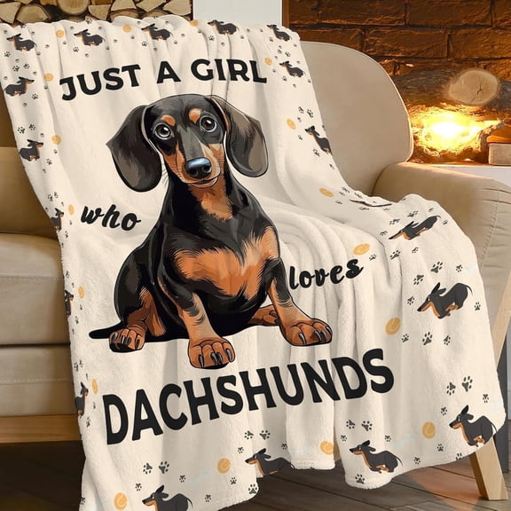 Dachshund Blanket Weiner Dog Gifts for Women Soft Plush Just a Girl Who Loves Dachshunds Stuff Fleece Throw Blanket Lightweight Flannel Gifts Blankets for Kids Adults 50"X40"