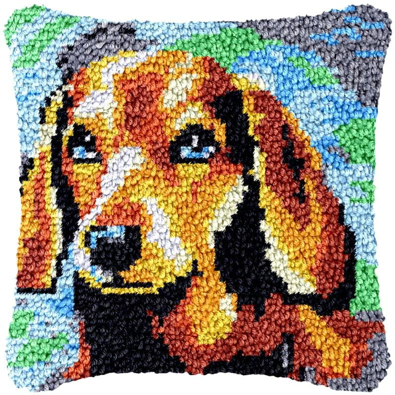 Dachshund Latch Hook Pillow Cover Kits for DIY Handmade Throw Pillow Cross Stitch Latch Hook Pillowcase Rug Kits with Preprinted Color Pattern Canvas Crochet Yarn Kits 17''X 17''(fv137)