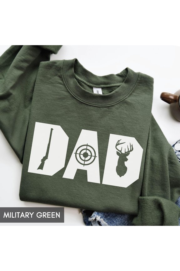 Dad Hunting Daddy Deer Hunter Wilderness Forest Outdoor Father Day Gift Sweatshirt