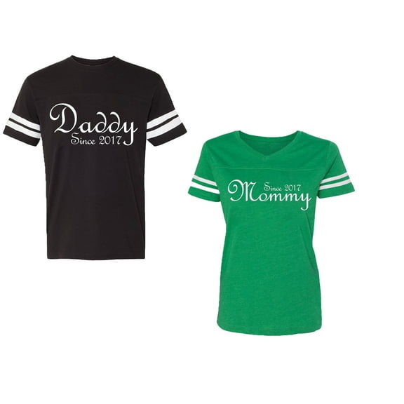 Daddy Mommy Since 2017 Unisex Couple Matching Cotton Jersey style T-Shirt Contrasting stripes on sleeves (Men Black / Women Green) (Men L / Women L)