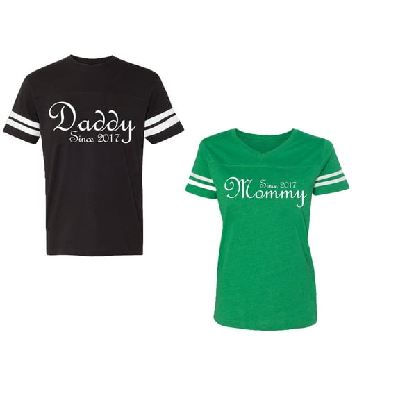 Daddy Mommy Since 2017 Unisex Couple Matching Cotton Jersey style T-Shirt Contrasting stripes on sleeves (Men Black / Women Green) (Men L / Women XL)