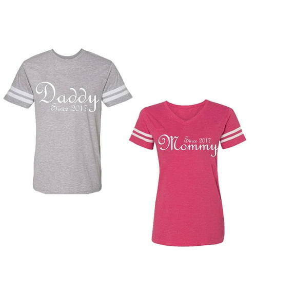 Daddy Mommy Since 2017 Unisex Couple Matching Cotton Jersey style T-Shirt Contrasting stripes on sleeves (Men Heather / Women Pink) (Men L / Women L)