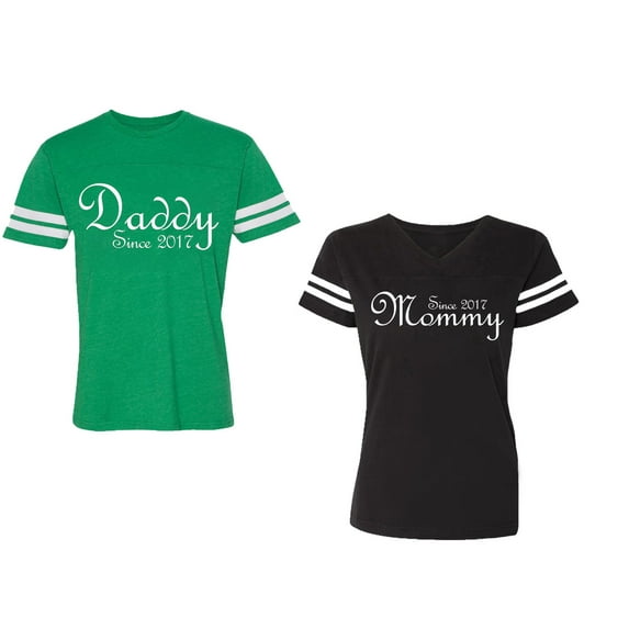 Daddy Mommy Since 2017 Unisex Couple Matching Cotton Jersey style T-Shirt Contrasting stripes on sleeves (Men Green / Women Black) (Men XXL / Women S)
