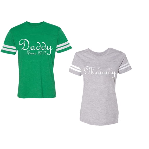 Daddy Mommy Since 2017 Unisex Couple Matching Cotton Jersey style T-Shirt Contrasting stripes on sleeves (Men Green / Women Heather) (Men M / Women S)
