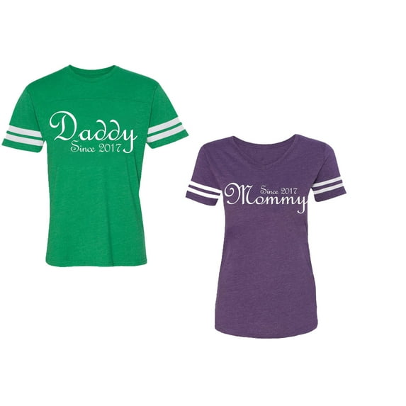 Daddy Mommy Since 2017 Unisex Couple Matching Cotton Jersey style T-Shirt Contrasting stripes on sleeves (Men Green / Women Purple) (Men XL / Women L)