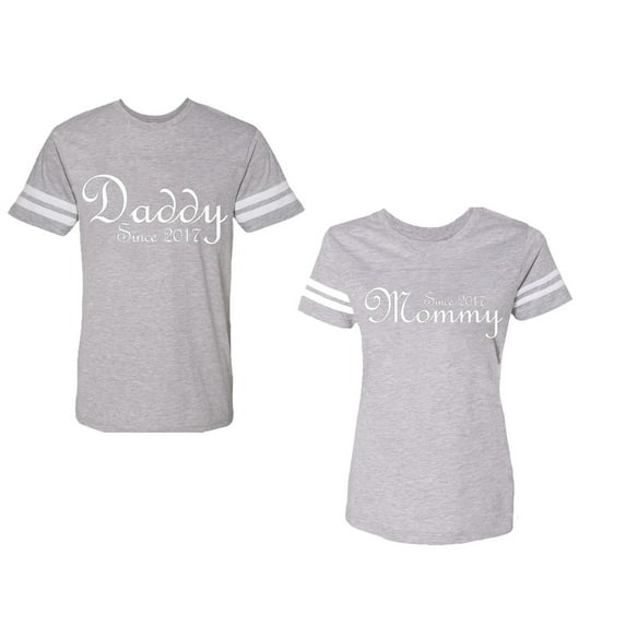 Daddy Mommy Since 2017 Unisex Couple Matching Cotton Jersey style T-Shirt Contrasting stripes on sleeves (Men Heather / Women Heather) (Men XL / Women L)