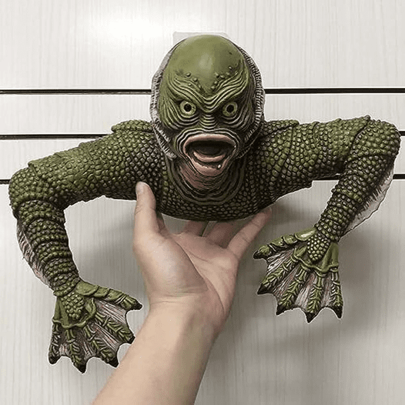 Dafatpig Creature from The Black Lagoon Lizardman Monster Grave Figure Wall Sculpture