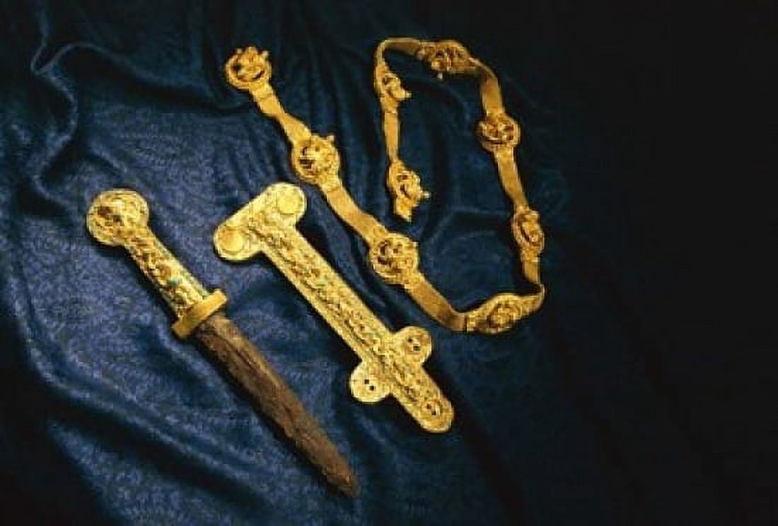 Dagger Sheath and Belt of Warrior Gold Artifacts From Tillya Tepe Find Six Tombs of Bactrian Nomads Canvas Art - Kenneth Garrett DanitaDelimont (19 x 13)