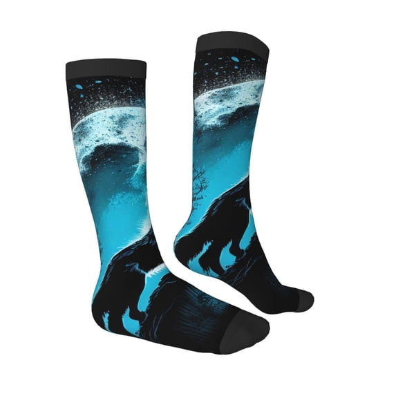 Daiia Sports Socks Blue Full Moon Wolf Printed Novelty Crew Socks for Men Women Knee High Socks Cotton Socks Soft & Breathable Support Unisex Socks