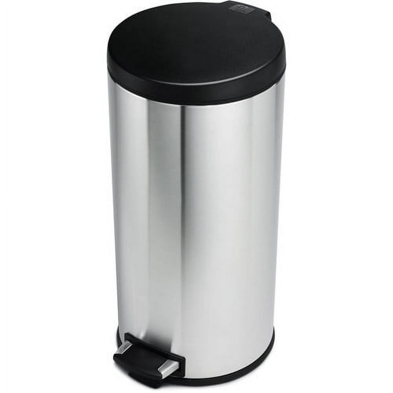 https://i5.walmartimages.com/seo/Daily-Tools-from-simplehuman-Round-8-Gallon-Trash-Can_666d28fd-b774-4333-a2a3-c26ab75c9a6c.5c3ce61017b64c2cb80c6f19b0ab0c33.jpeg?odnHeight=768&odnWidth=768&odnBg=FFFFFF
