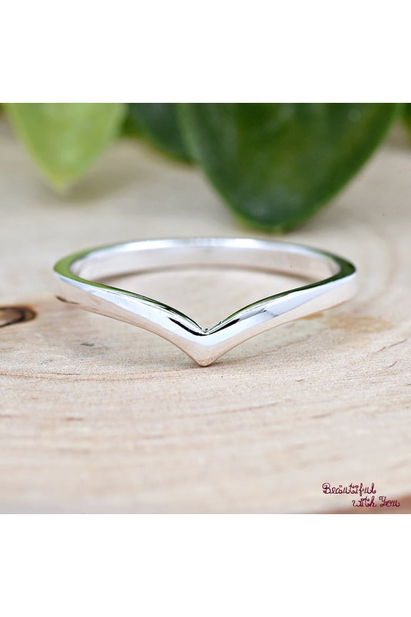Dainty Low Profile V Shape Chevron Wishbone Stackable Silver Thumb Ring. Womens V Thumb Ring. Solid 925 Sterling Silver Wishbone Midi Ring Ring Size-4.75