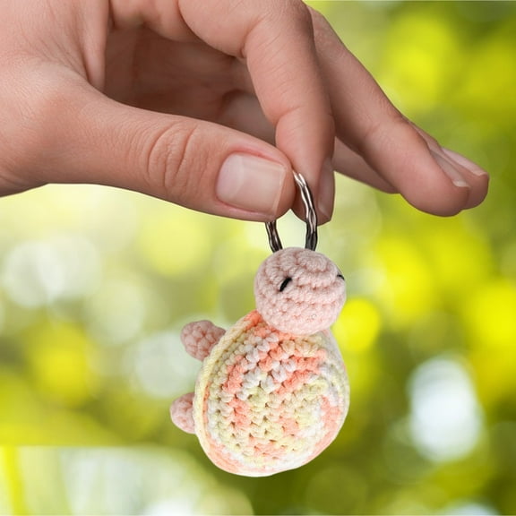 Daiosportswear Handcrafted Crochet Turtle Keychain Pendant, Unique Mother's Day Gift, Small Size 2.4x3.2x2.2in, Wool Material, Cute Ornament, Special Present