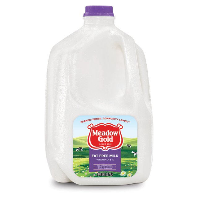 DairyPure Fat Free Milk with Vitamin A and Vitamin D, Skim Milk Bottle